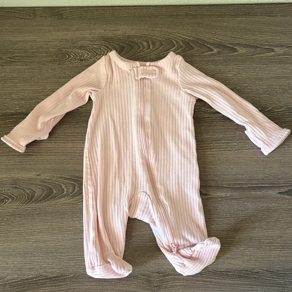 ❤️$2 Carter's Just One You Soft Pink Ribbed Zippered Footie Newborn